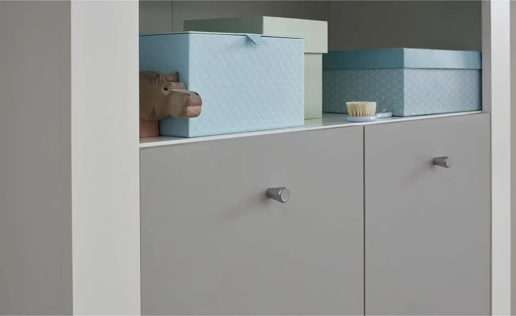 Trendteam Babyzimmer 4-teilige Kombination Pia Weiß Melamin/Lichtgrau Melamin 2 Trendteam Babyzimmer 4-teilige Kombination Pia Weiß Melamin/Lichtgrau Melamin – Bild 2