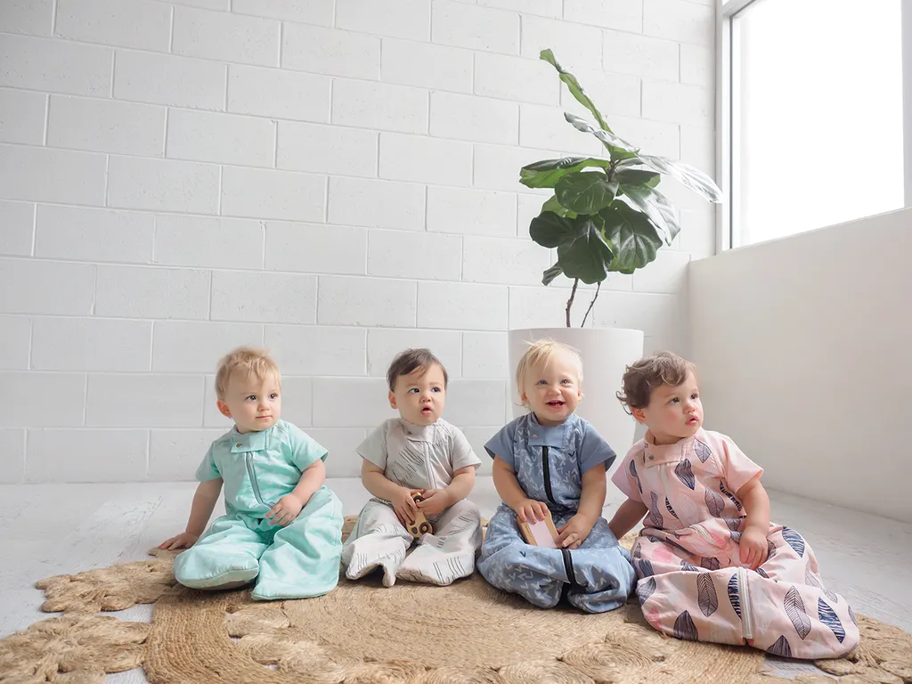 ErgoPouch Schlafsack Baby Mit Füßen 4 Jahreszeiten Für 2-12 Monate - Quill - TOG 1.0 - Babyschlafsack, Pucksack 4 ErgoPouch Schlafsack Baby Mit Füßen 4 Jahreszeiten Für 2-12 Monate - Quill - TOG 1.0 - Babyschlafsack, Pucksack – Bild 4