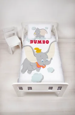 DUMBO Bettwäsche 40x60 + 100x135 Cm ☆ Kinder-Bettwäsche Für Mädchen & Jungen ☆ Disney Dumbo Elefant - 100% Baumwolle -Babyfreude Deutschland Verkaufs-Shop 10dbb98de58f1a8d605723ac6c787188