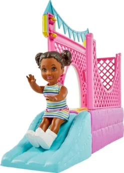 Barbie Skipper Babysitters Inc. Hüpfburg-Spielset Mit Puppen Und Zubehör -Babyfreude Deutschland Verkaufs-Shop 36eac7e96940d439a6f94f04542e4820