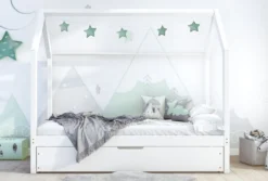 NALA BIS2 Holzbett Kinderbett Hausbett 90x200 Weiß 100% Kieferholz Ohne Schutzgitter 2 Lattenroste Kiefer Schubkasten Mit Schlaffunktion -Babyfreude Deutschland Verkaufs-Shop 5c994311cff14ff25be5c5a562f24f2d