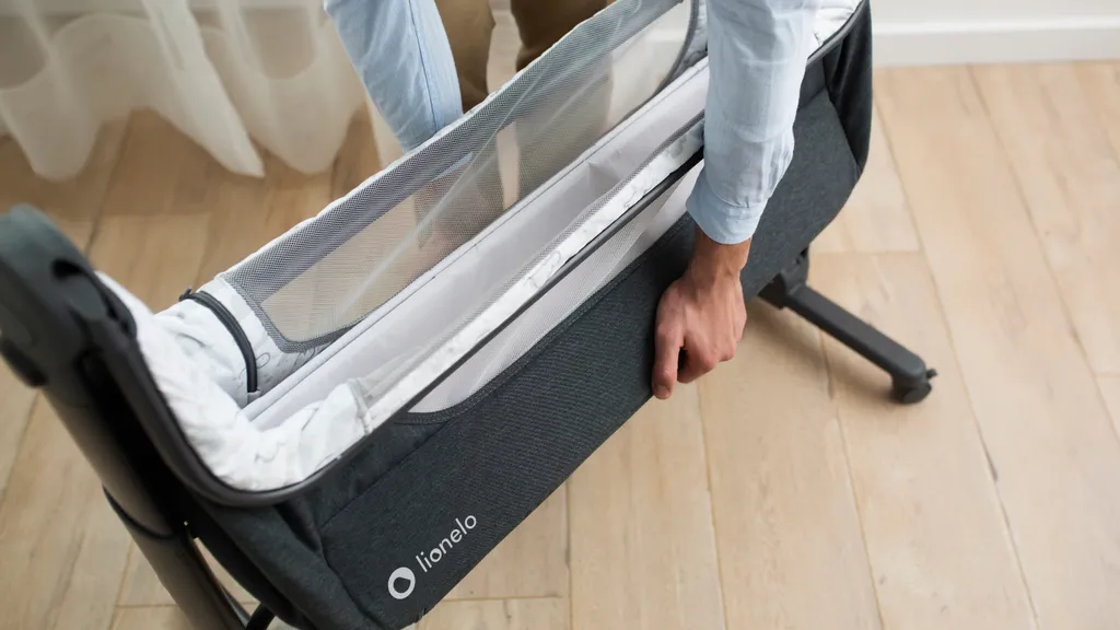 Lionelo Timon Beistellbett Mit Matratze Babybett Babywiege Reisebett Faltbar 16 Lionelo Timon Beistellbett Mit Matratze Babybett Babywiege Reisebett Faltbar – Bild 16