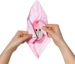 Zapf Creation 904466 BABY Born Surprise Pets 3 - Kleine Tiere, Mit Kokon, Anhänger, Schnuller, Geburtszertifikat, Mit Farbwechsel-Überraschung, Charakter Nicht Frei Wählbar, 1 Stück 27 Zapf Creation 904466 BABY Born Surprise Pets 3 - Kleine Tiere, Mit Kokon, Anhänger, Schnuller, Geburtszertifikat, Mit Farbwechsel-Überraschung, Charakter Nicht Frei Wählbar, 1 Stück -Babyfreude Deutschland Verkaufs-Shop 924815ddbf12a309c7fabc3c77396515