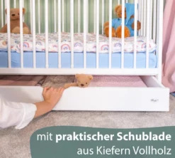 Alcube® Mitwachsendes Babybett 60 X 120 Cm Mit Schublade Gitterbett 120x60 Kiefernholz Zum Kinderbett Umbaubar In Weiß -Babyfreude Deutschland Verkaufs-Shop b1c41ec932217a6a14afe5d395ba3ed6