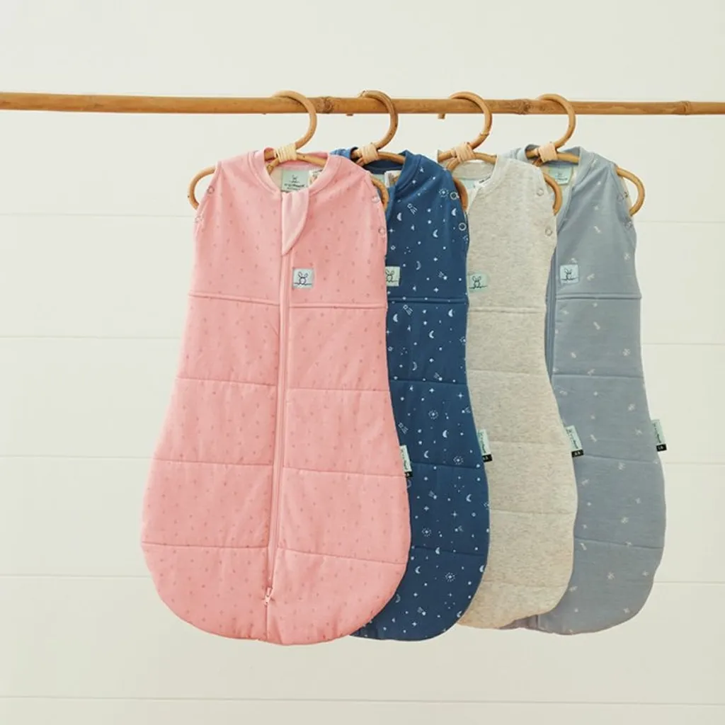 ErgoPouch Schlafsack Baby Winter Für 0-3 Monate - Night Sky - TOG 2.5 - Babyschlafsack, Pucksack 2 ErgoPouch Schlafsack Baby Winter Für 0-3 Monate - Night Sky - TOG 2.5 - Babyschlafsack, Pucksack – Bild 2