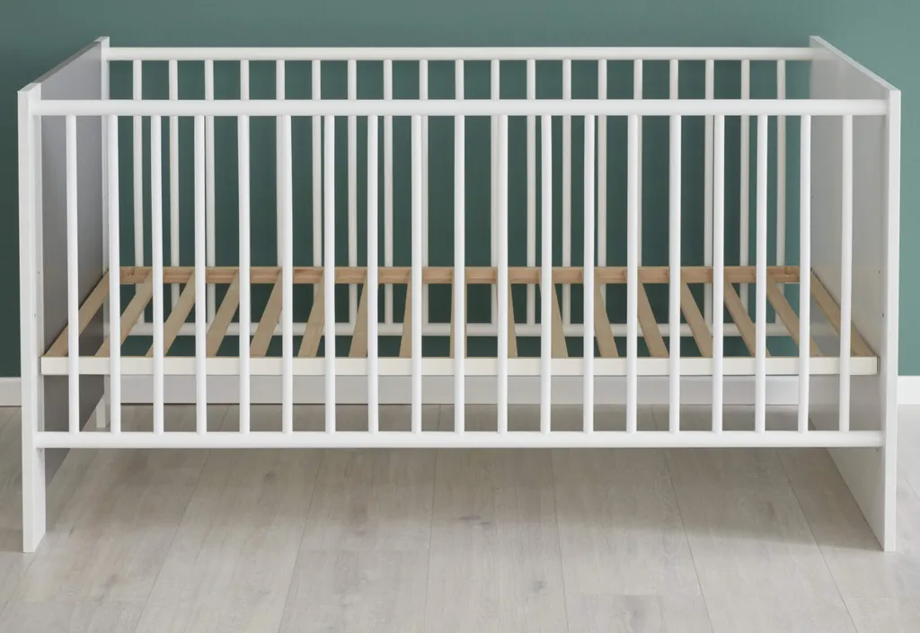 Trendteam Babyzimmer 4-teilige Kombination Pia Weiß Melamin/Lichtgrau Melamin 9 Trendteam Babyzimmer 4-teilige Kombination Pia Weiß Melamin/Lichtgrau Melamin – Bild 9