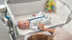 Lionelo Theo Baby Beistellbett Kinderbett In Grau Babybett Zustellbett Reisebett Bett Kind -Babyfreude Deutschland Verkaufs-Shop e715b83c0ded74dba1b4a0efb6c226e1