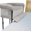 Close2Me Baby-Beistellbett Für Babys Von 0-5 Monaten (max. 9 Kg), Passend An Hohe Polsterungen Und Boxspringbett-Matratzen Von 22-26 Cm Höhe