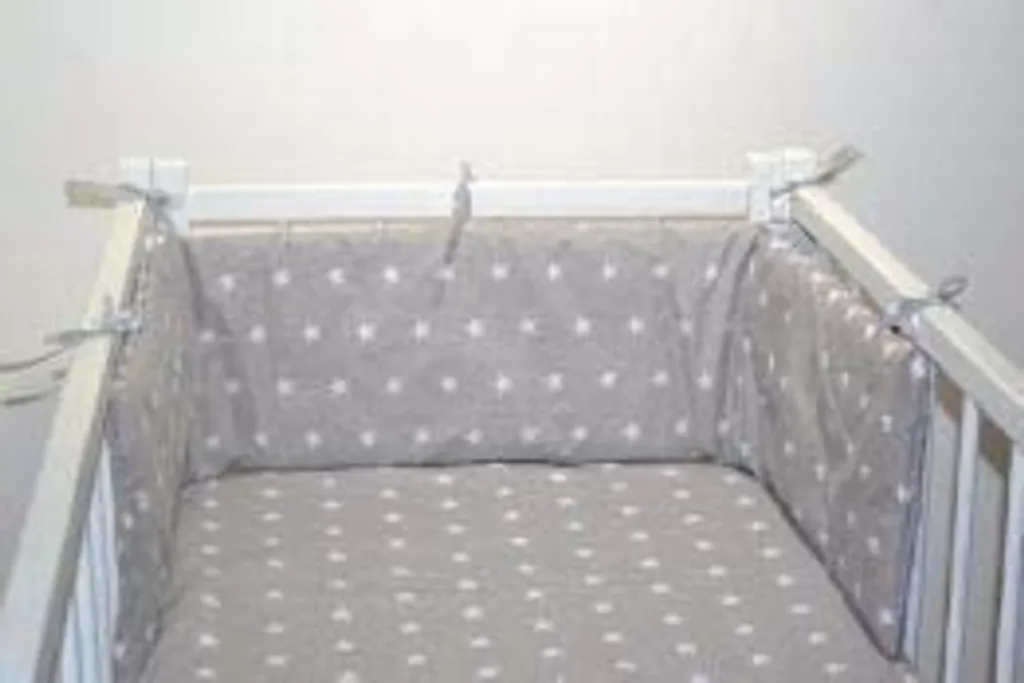 Bettumrandung Babybett Nestchen Umrandungen - Babynest Kopfschutz Für Baby Beistellbett Gitterbett 420 Cm GRAU 5 Bettumrandung Babybett Nestchen Umrandungen - Babynest Kopfschutz Für Baby Beistellbett Gitterbett 420 Cm GRAU – Bild 5